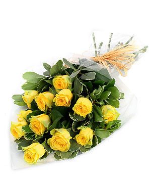 12 Yellow Roses Bouquet