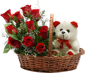 6 red roses and Teddy in same basket